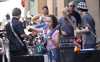 Give to Live Guitar Studios