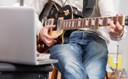 Online Guitar Lessons: 5 Top