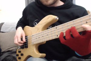Scott Devine - Free Bass Lessons