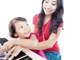 Beginner piano lessons for Adults